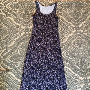 Adorable Old Navy Maxi Dress